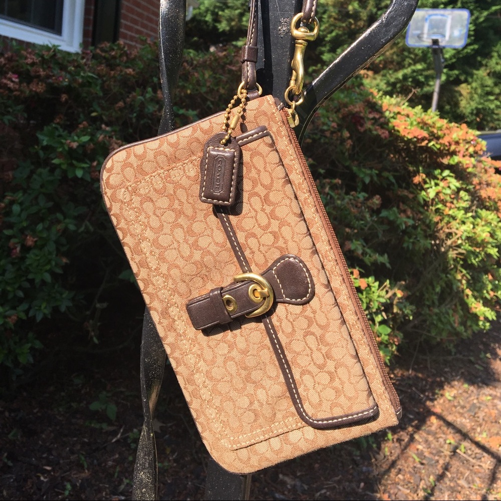 Coach wristlet